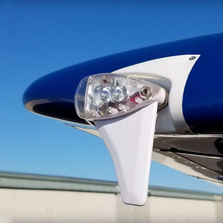 SkyBeacon ADS-B Out Transmitter by uAvionix