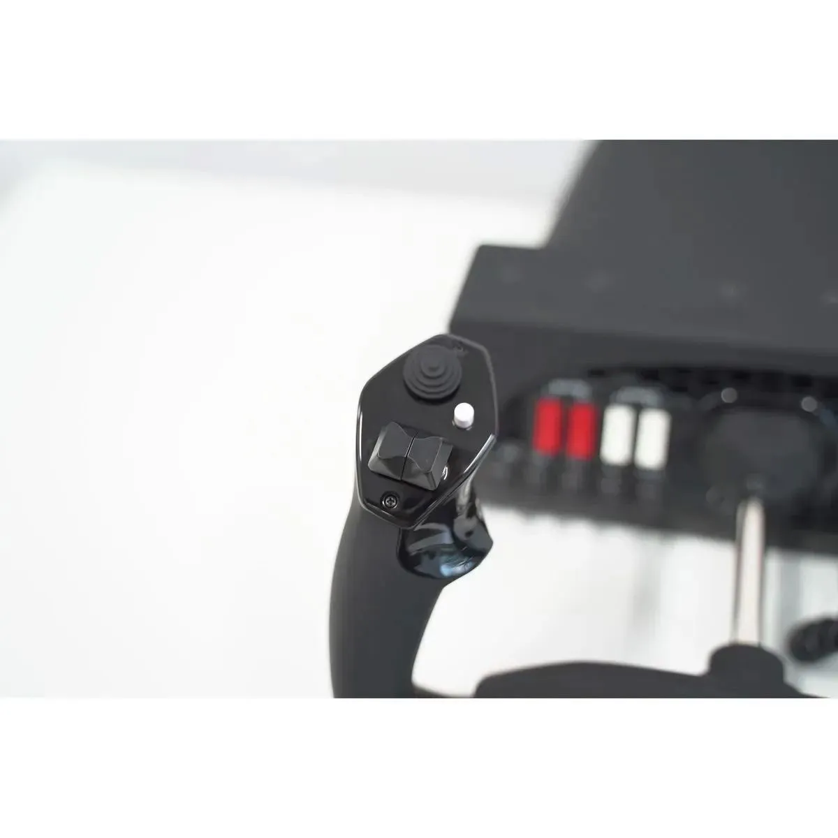 Honeycomb Alpha Flight Simulator Yoke and Bravo Throttle 30 Honeycomb Alpha Flight Simulator Yoke and Bravo Throttle
