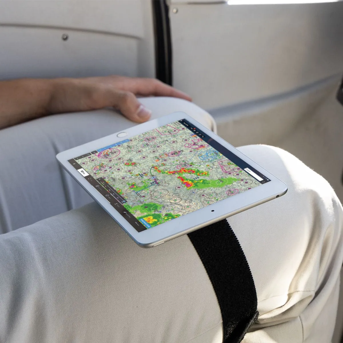 Magnetic Tablet and Phone Holder Kneeboard 7 Magnetic Tablet and Phone Holder Kneeboard